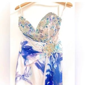 White & Blue Floral Embellished Strapless Sweetheart Long Prom Dress Formal Gown